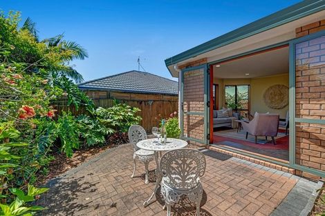 Photo of property in 20 Red Hibiscus Road, Stanmore Bay, Whangaparaoa, 0932