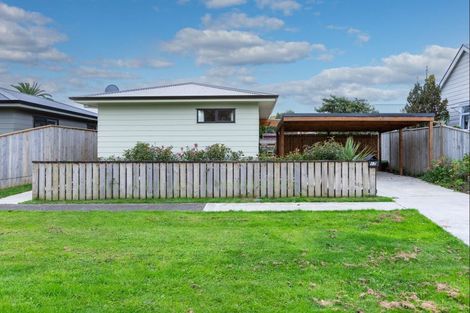 Photo of property in 17 Hall Street, Woodville, 4920