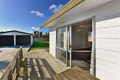 Photo of property in 8 Peckham Lane, Woolston, Christchurch, 8062