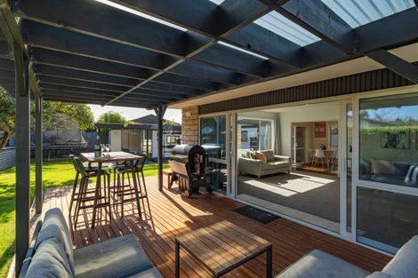 Photo of property in 7 Tahi Place, Belfast, Christchurch, 8051