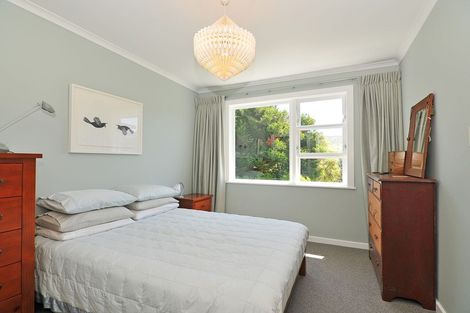 Photo of property in 9 Stratford Way, Wilton, Wellington, 6012