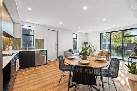 Photo of property in 2/90 Innes Road, St Albans, Christchurch, 8052