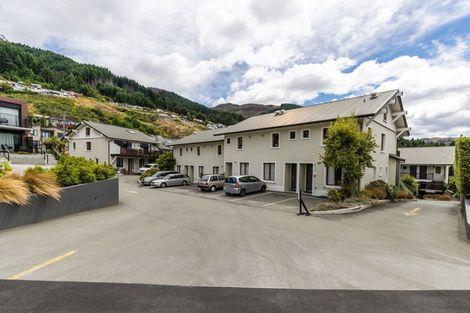 Photo of property in 308/139 Fernhill Road, Fernhill, Queenstown, 9300