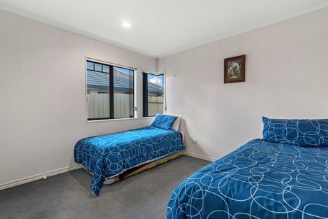 Photo of property in 333 Grenada Street, Papamoa Beach, Papamoa, 3118