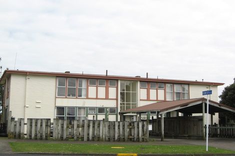 Photo of property in 19 Cook Street, Marfell, New Plymouth, 4310