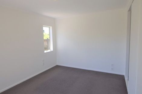 Photo of property in 3 Hibernian Drive, Ranui, Auckland, 0612