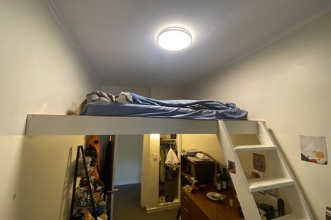 Photo of property in 72 Fairlie Terrace, Kelburn, Wellington, 6021