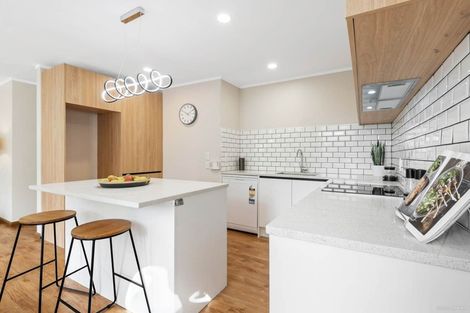 Photo of property in 4/351 West Coast Road, Glen Eden, Auckland, 0602