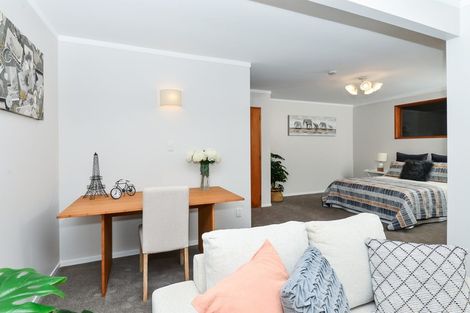 Photo of property in 24 Garthwood Road, Hillcrest, Hamilton, 3216