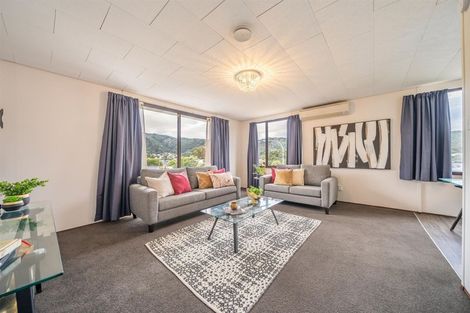 Photo of property in 83 Parkway, Wainuiomata, Lower Hutt, 5014