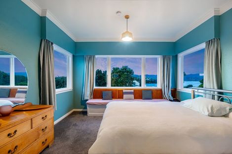 Photo of property in 61 Bayview Road, Paremata, Porirua, 5024