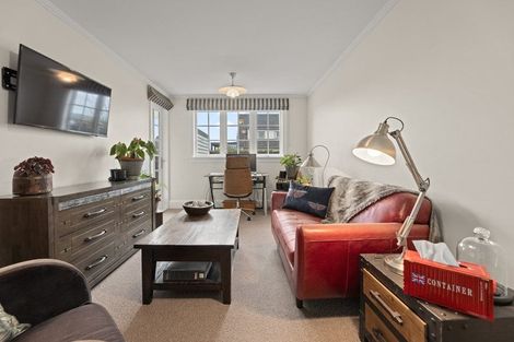 Photo of property in 129 Mays Road, St Albans, Christchurch, 8052