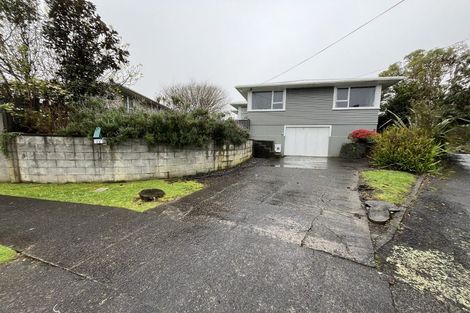 Photo of property in 13 Elm Grove, Westown, New Plymouth, 4310