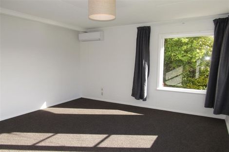Photo of property in 63 Wainuiomata Road, Wainuiomata, Lower Hutt, 5014