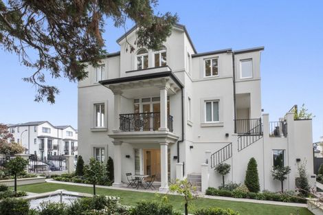 Photo of property in 2 Ayr Street, Riccarton, Christchurch, 8011