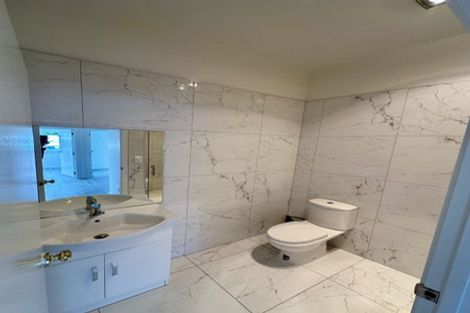 Photo of property in 1/107 Waimumu Road, Massey, Auckland, 0614