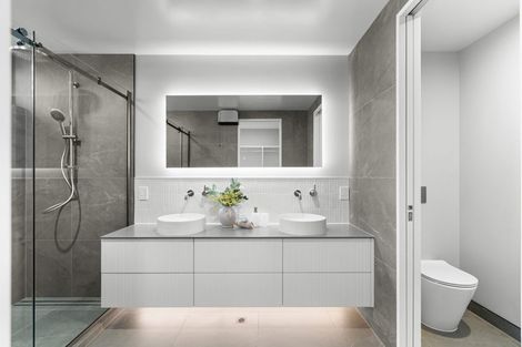 Photo of property in 4/42 Browns Road, St Albans, Christchurch, 8014