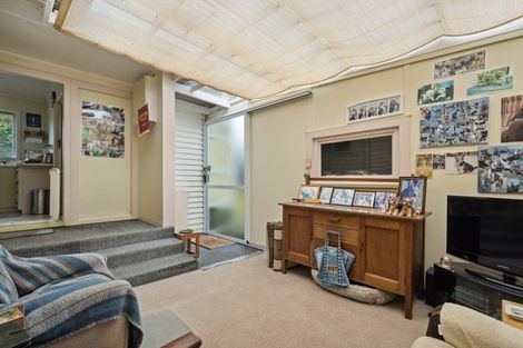 Photo of property in 12 Linley Place, Levin, 5510