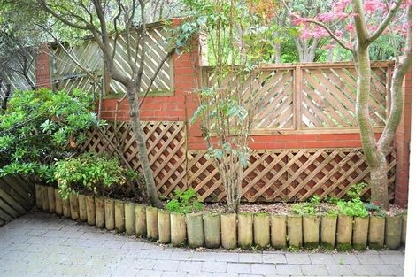 Photo of property in 14 Lawson Place, Mount Victoria, Wellington, 6011