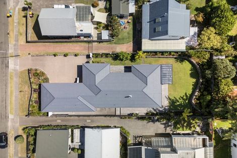 Photo of property in 111 Dickson Road, Papamoa Beach, Papamoa, 3118