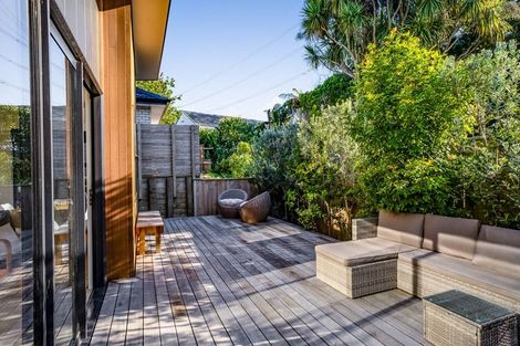 Photo of property in 7a Saxton Road, Upper Vogeltown, New Plymouth, 4310