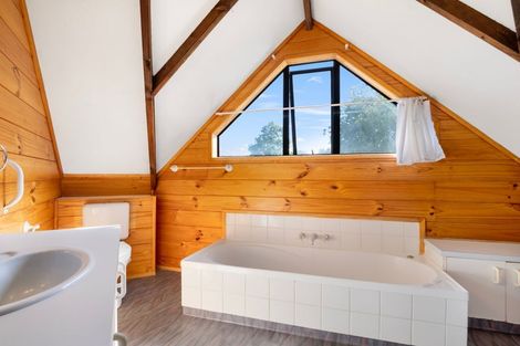 Photo of property in 74 Iles Road, Lynmore, Rotorua, 3010