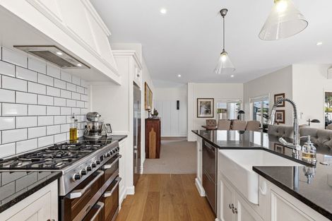 Photo of property in 7 The Glade, Papamoa Beach, Papamoa, 3118