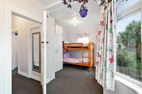 Photo of property in 53 Lawrence Street, Mornington, Dunedin, 9011