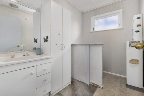 Photo of property in 3 Marlborough Street, Levin, 5510