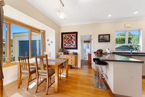 Photo of property in 29 Fulford Street, New Plymouth, 4310