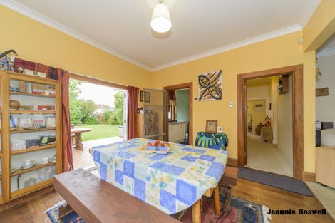Photo of property in 38 Argyle Avenue, Takaro, Palmerston North, 4410