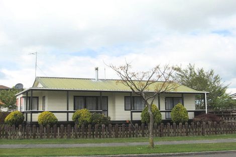 Photo of property in 36a Aquarius Drive, Kawaha Point, Rotorua, 3010