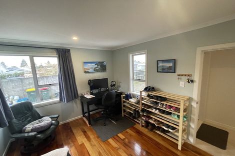 Photo of property in 12 Standish Street, Inglewood, 4330