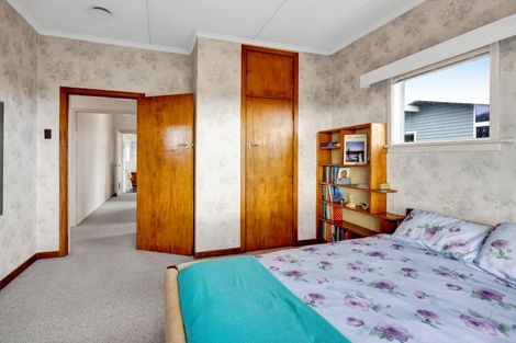 Photo of property in 413 Devon Street West, Lynmouth, New Plymouth, 4310