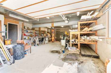 Photo of property in 69 Easther Crescent, Kew, Dunedin, 9012