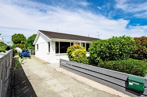 Photo of property in 1/237 Queens Drive, Windsor, Invercargill, 9810