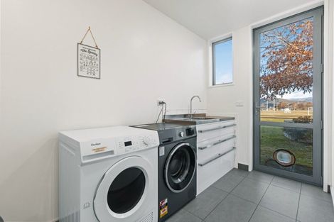 Photo of property in 9 Sunhaven Cove, Cromwell, 9310