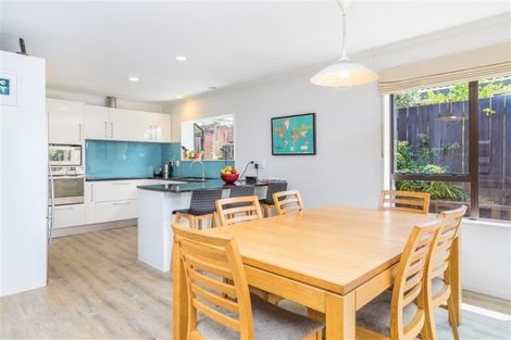 Photo of property in 1/11 Javelin Place, West Harbour, Auckland, 0618