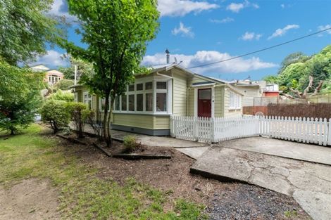 Photo of property in 2 Hawthorn Avenue, Mornington, Dunedin, 9011