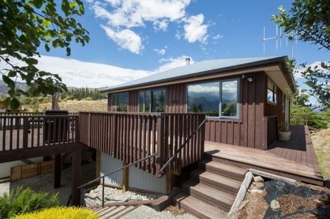 Photo of property in 15 Drake Place, Lake Hawea, Wanaka, 9382