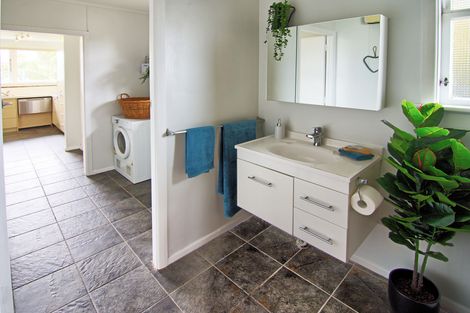 Photo of property in 12 Madden Place, Solway, Masterton, 5810