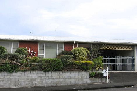 Photo of property in 2 Ruamahanga Crescent, Terrace End, Palmerston North, 4410