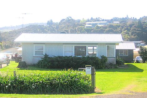 Photo of property in 169 Buffalo Beach Sh25 Road, Whitianga, 3510