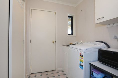 Photo of property in 92 Warwick Street, Feilding, 4702