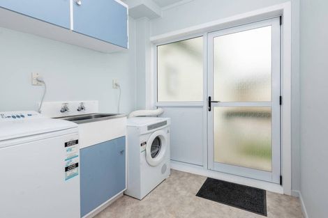 Photo of property in 99 Waller Avenue, Bucklands Beach, Auckland, 2012