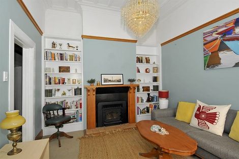 Photo of property in 12 Sale Street, Napier South, Napier, 4110