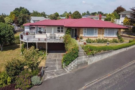 Photo of property in 6 Drummond Street, Dannevirke, 4930