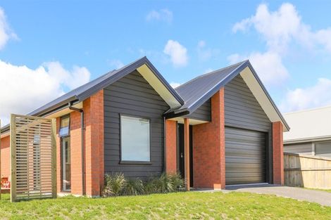 Photo of property in 13 Harakeke Drive, Wharewaka, Taupo, 3330