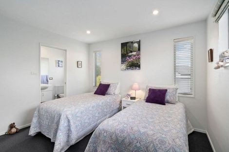Photo of property in 4a Nutfield Lane, Cashmere, Christchurch, 8022