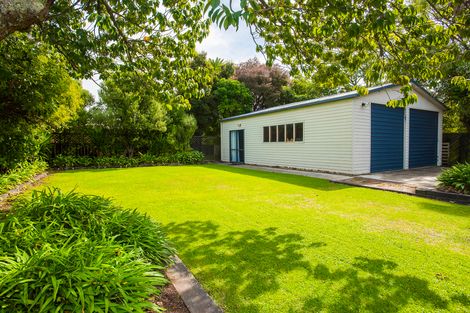 Photo of property in 122 Harris Street, Inner Kaiti, Gisborne, 4010
